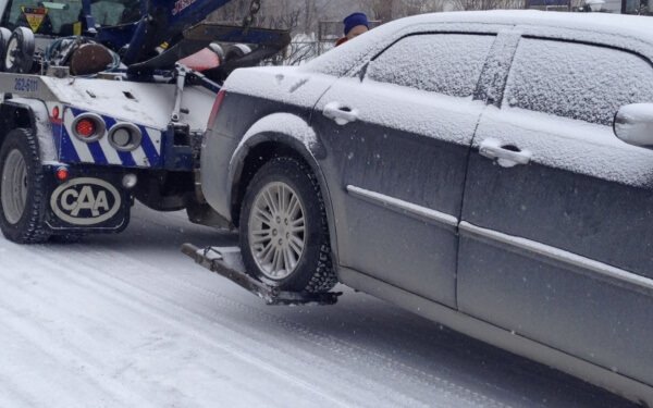 Brantford winter towing service